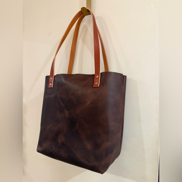 Portland Leather Mystery Tote Box Tamarindo New in original Box - Picture 10 of 16